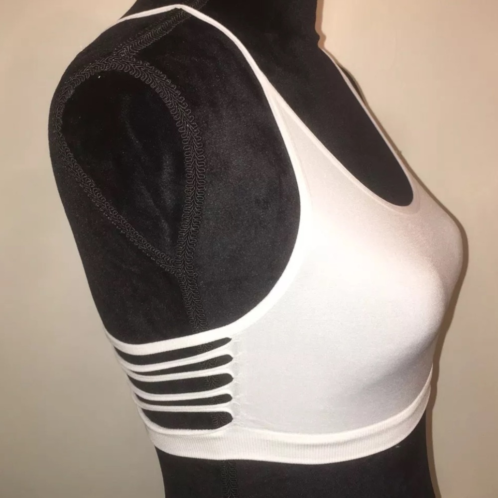 Zenana outfitters white one size bralette NWOT